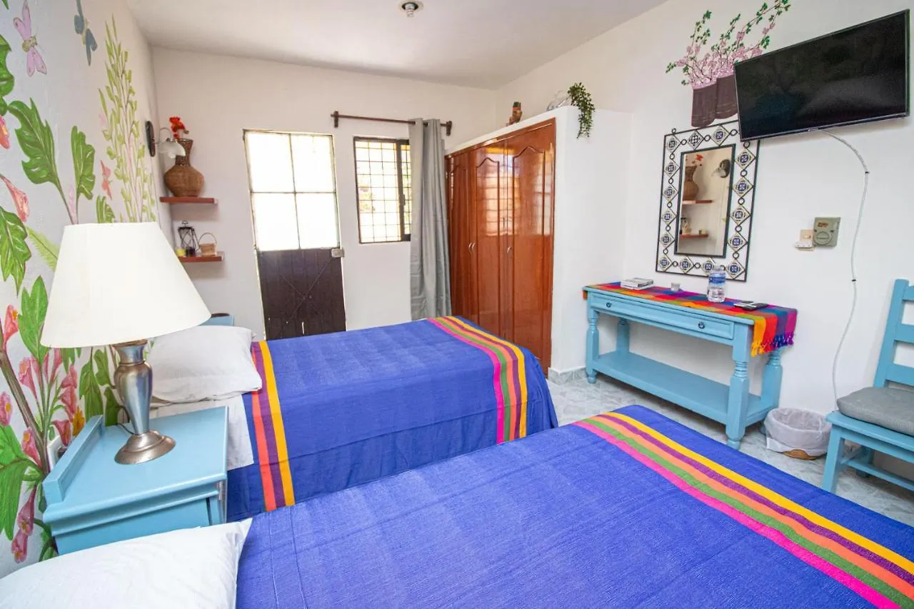 Hotel La Casa Del Almendro Playa del Carmen